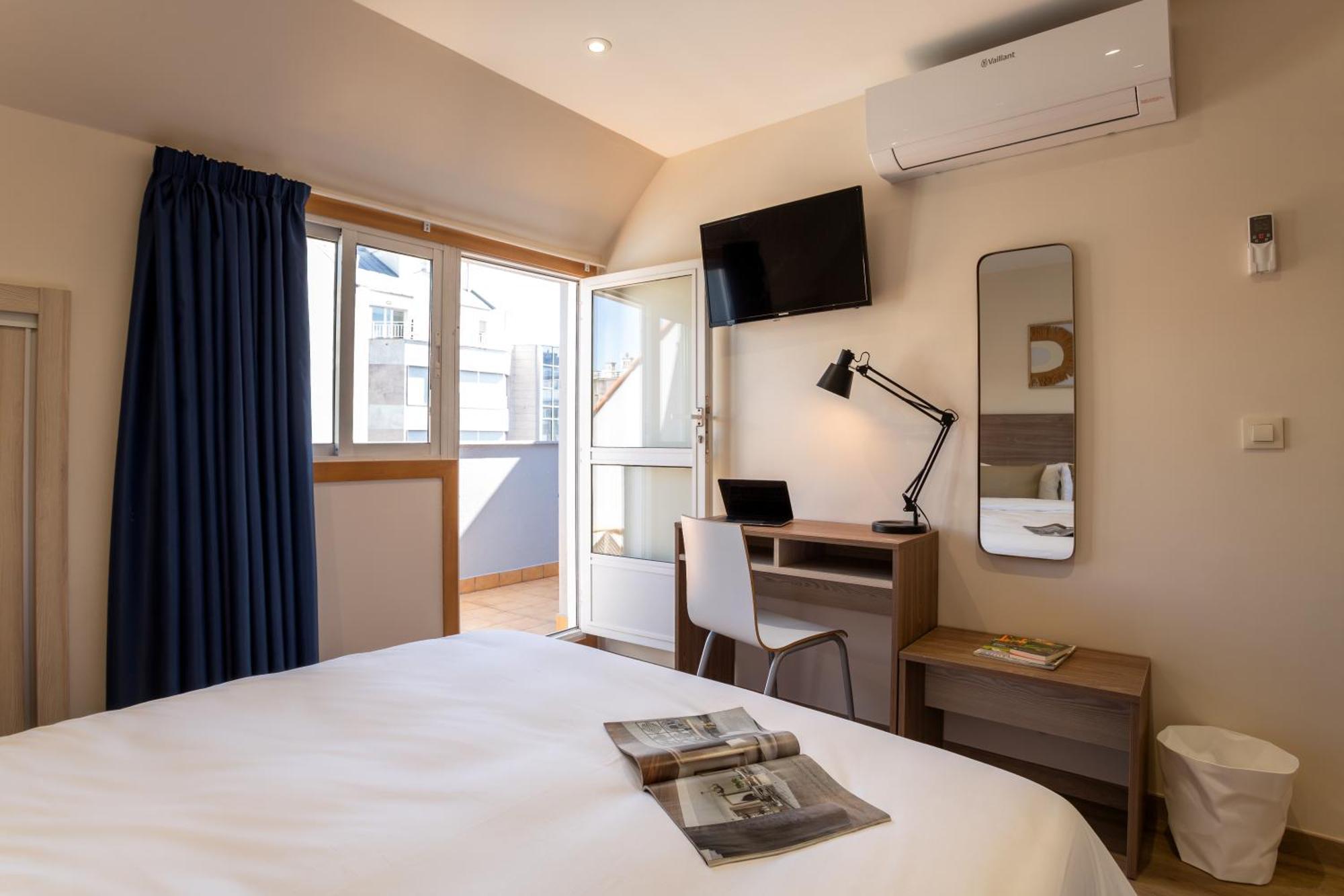 Bay By Olala Homes Apartment